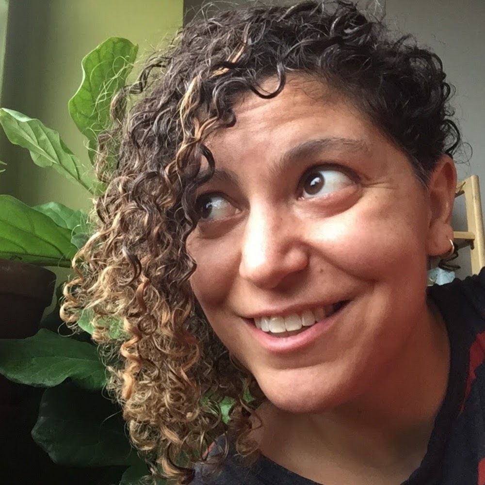 Meet your Posher, Deema